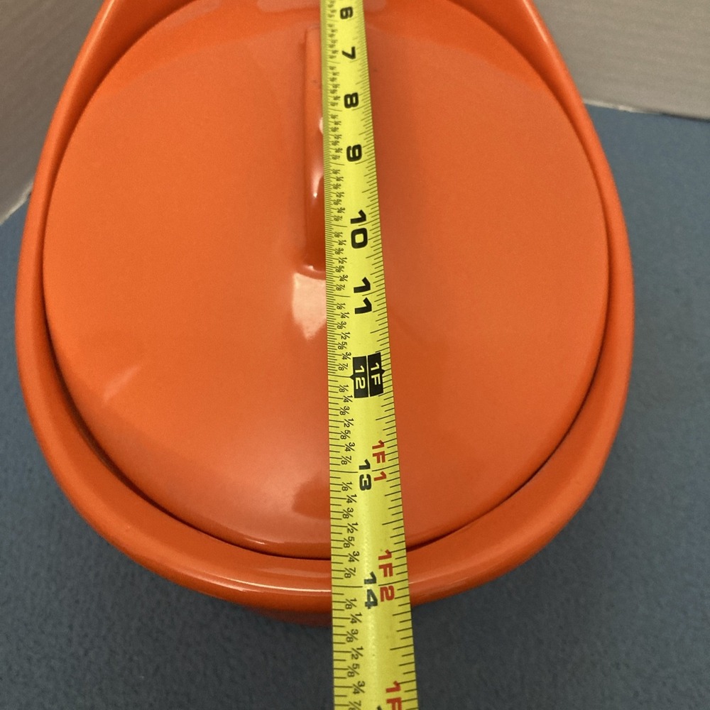 Rachael Ray Orange 4.25 Qt Stoneware Casserole Dish with Matching Lid & Handles - Picture 8 of 9